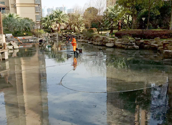 会东景观池淤泥清理